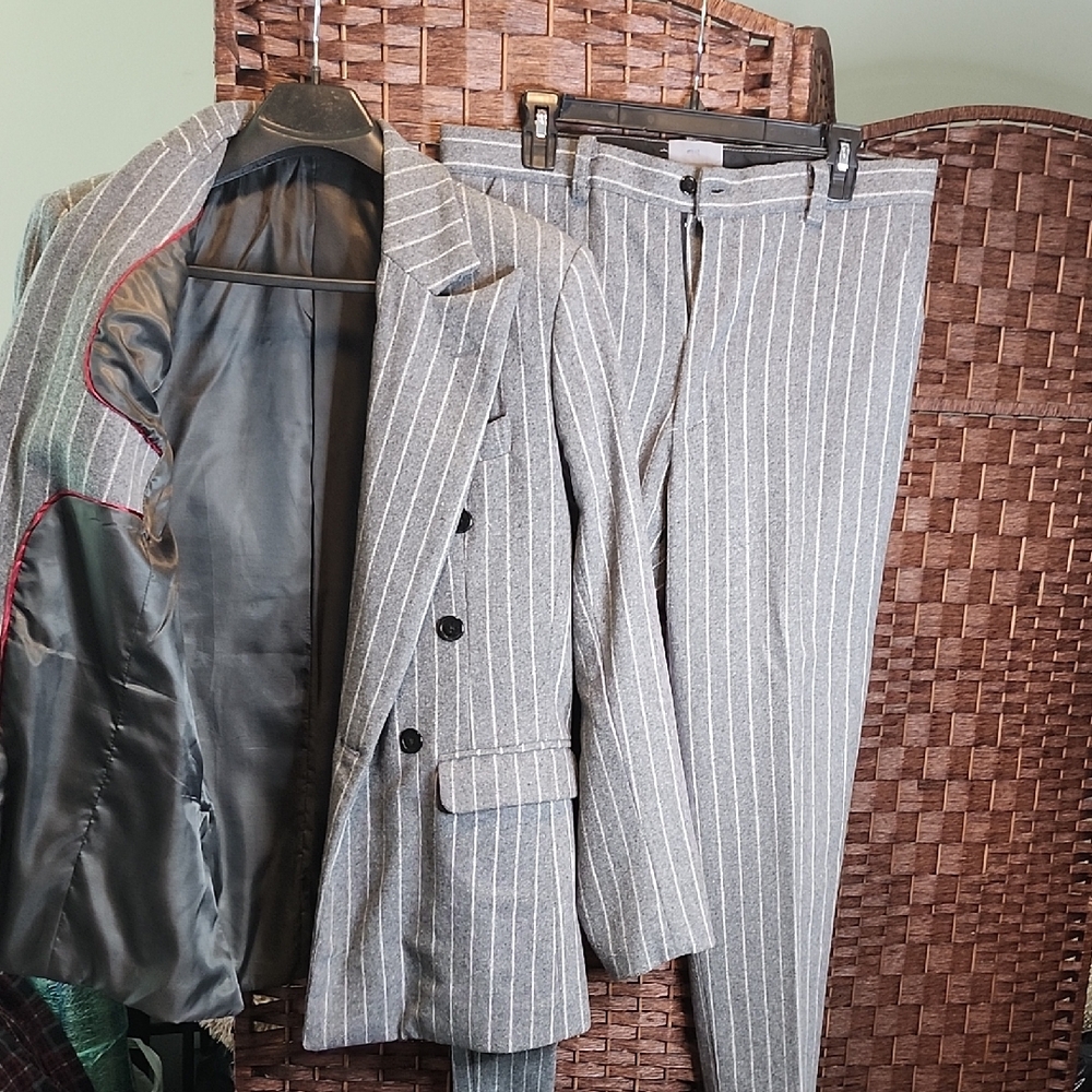 Gray Pinstripe Men's Suit
